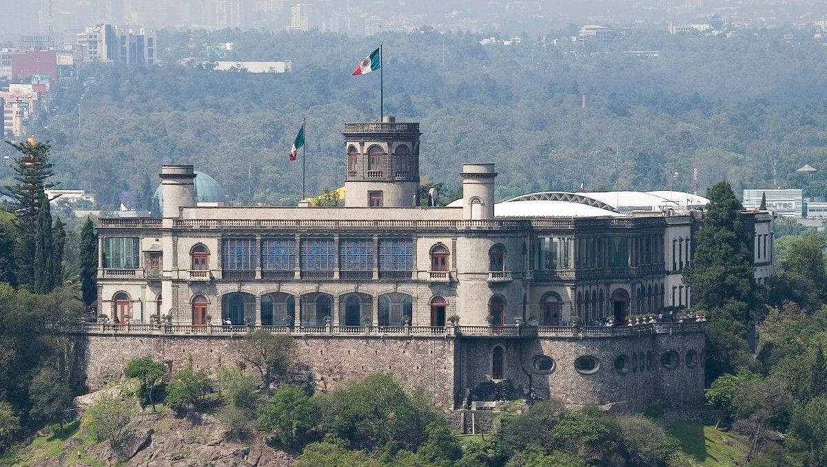 El Castillo de Chapultepec aún no informa sobre su reapertura | Foto: X