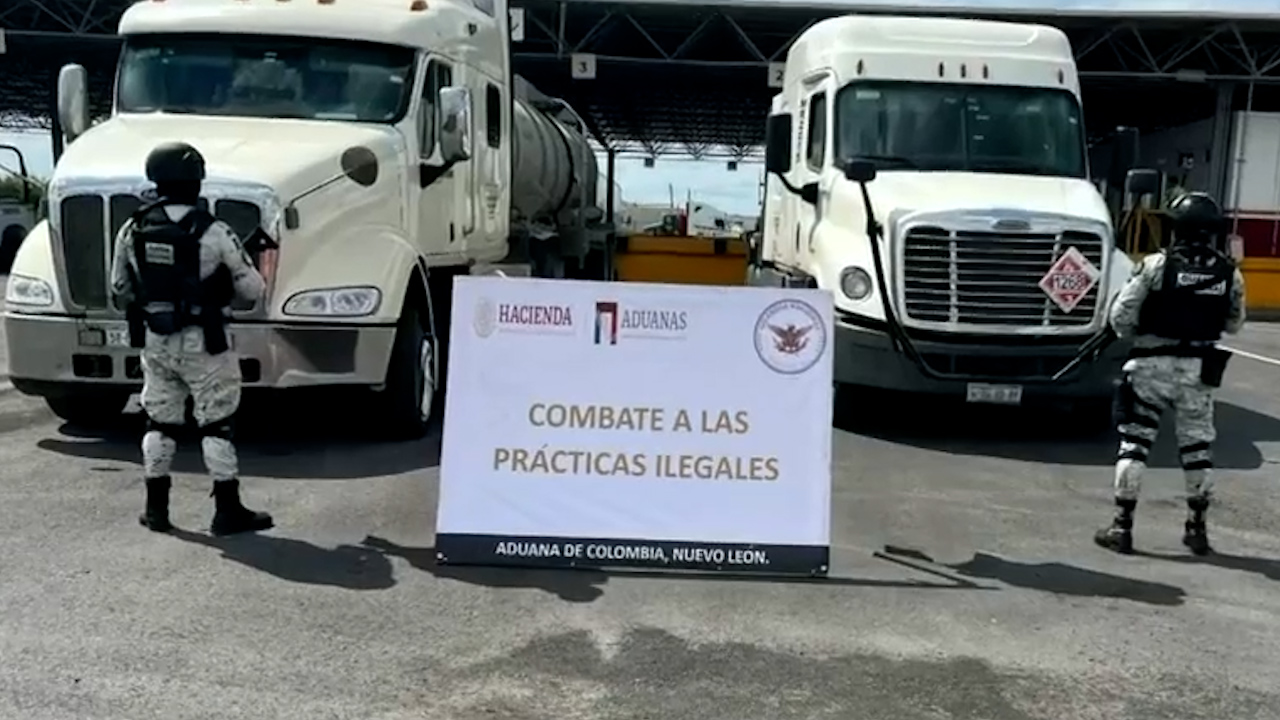 Guardia Nacional asegura dos tractocamiones con 54 mil litros de huachicol en Nuevo León