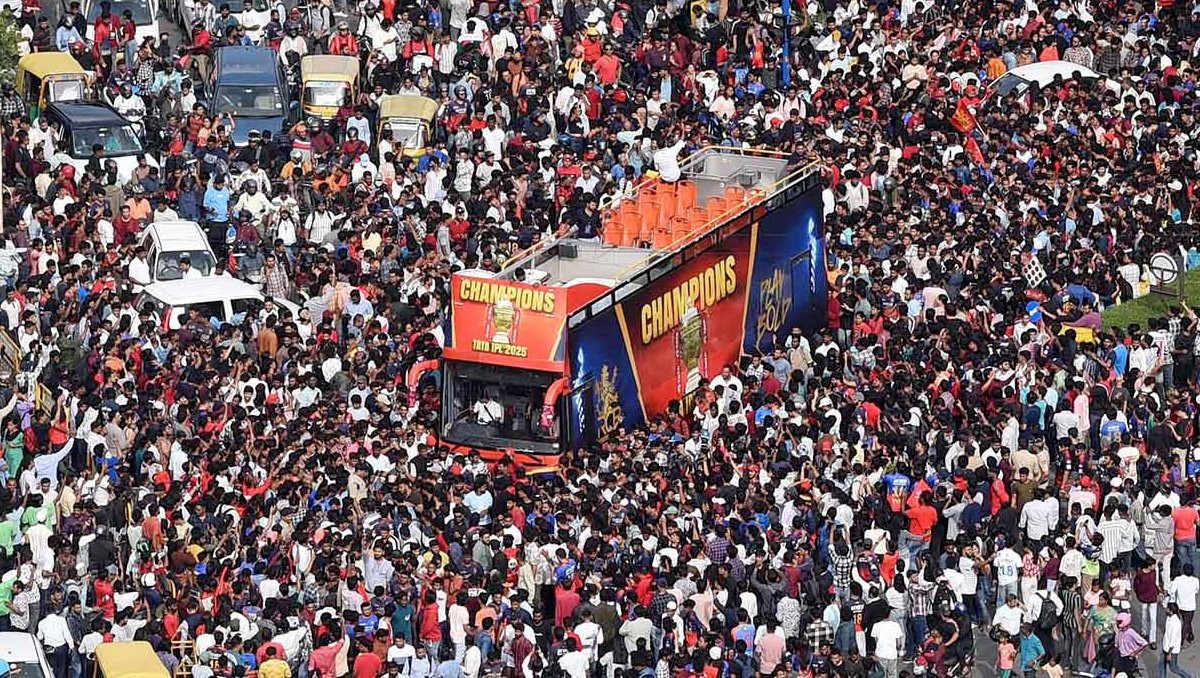 Tragedia en India: estampida deja 11 muertos durante celebración (Reuters)