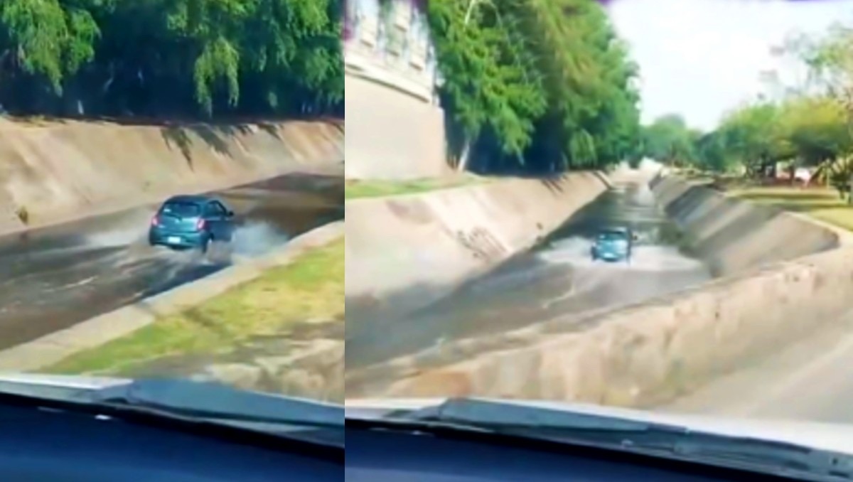 Se trata de un vehículo, en lugar de transitar por las vialidades correspondientes, decidió evitar el tráfico y bajó al cause del río.