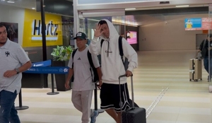 Johan Rojas llegó a la ciudad de Monterrey para reportar con Rayados y empezar el entrenamiento de cara al Mundial de Clubes