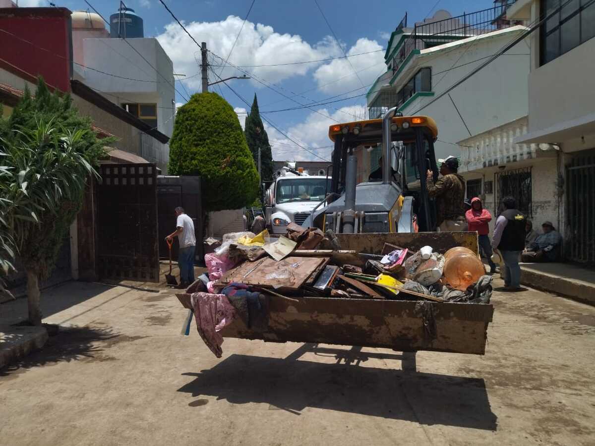 El lodo acumulado en las viviendas fue una de las principales afectaciones reportadas por los vecinos. (Alejandro Reyes)