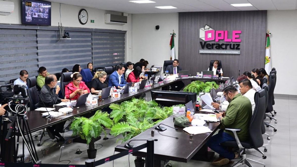 OPLE Veracruz aprobó cambio de sedes y atracción del cómputo a Xalapa | Especial
