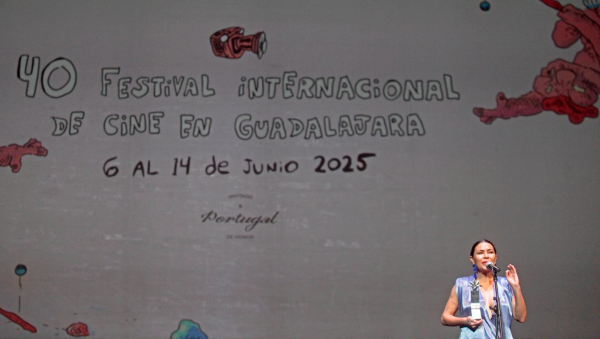 La actriz mexicana Dolores Heredia fue galardonada por sus 40 años de trayectoria artística (Foto: Fernando Carranza)