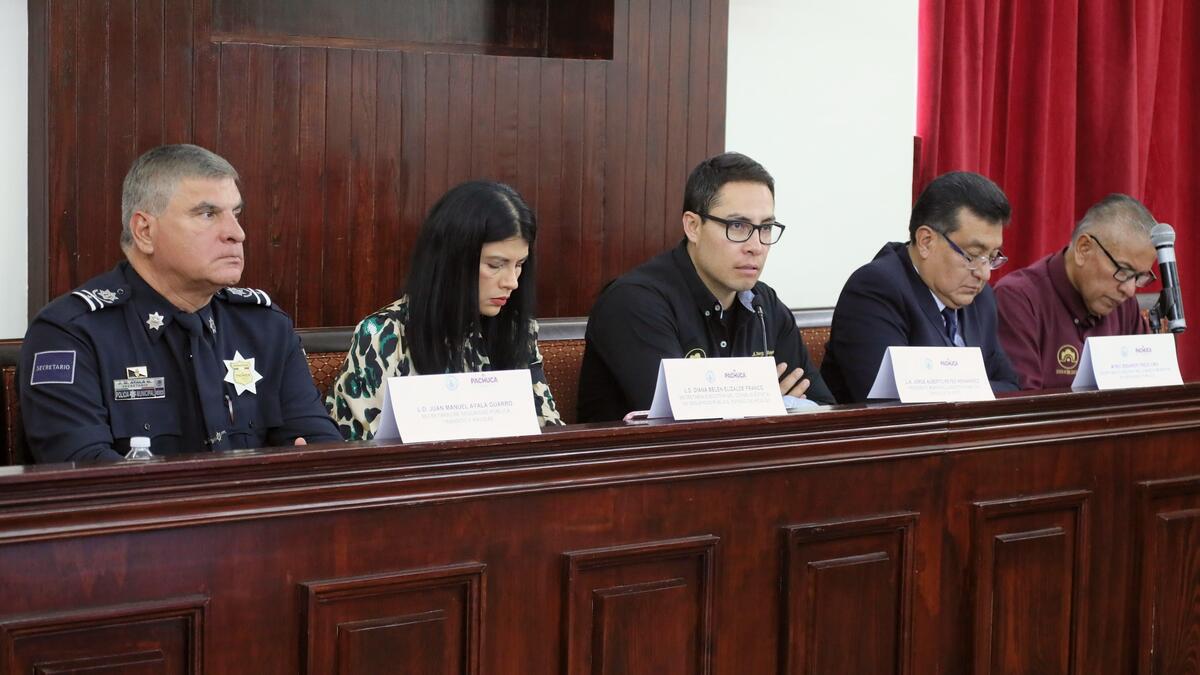 El alcalde Jorge Reyes encabezó la primera sesión ordinaria del Consejo Municipal de Seguridad Pública