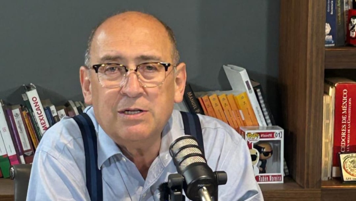 El legislador del PRI, Rubén Moreira, en su programa en línea. (Especial)