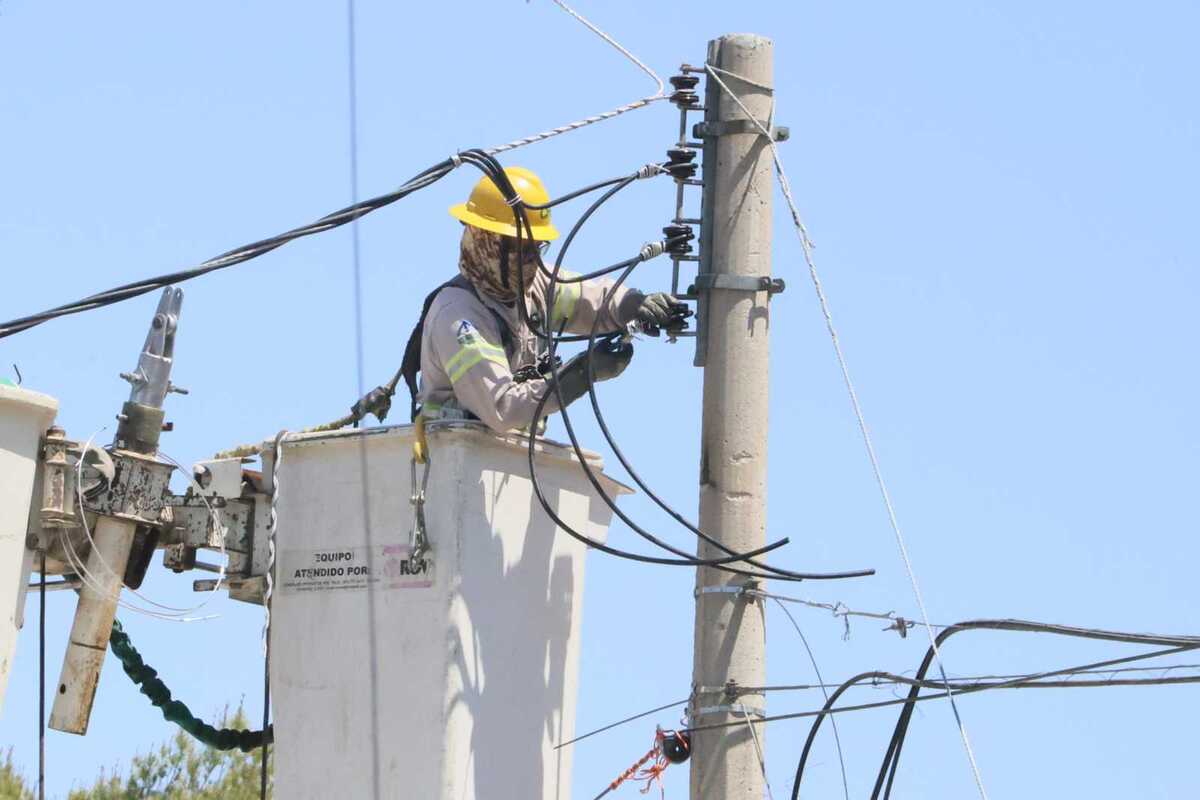 El alcalde comentó que a medida que se incrementa el consumo de energía con las altas temperaturas, se han registrado cortes de luz.| Verónica Rivera