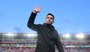 Cruz Azul está cerca de cerrar a Nicolás Larcamón como su nuevo director técnico para el Apertura 2025 de la Liga MX, como sustituto de Vicente Sánchez-