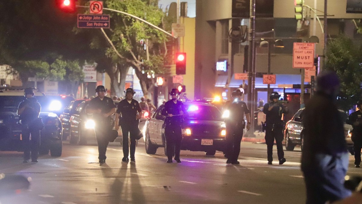 La policía replegó las protestas en Los Ángeles. | Ariel Ojeda