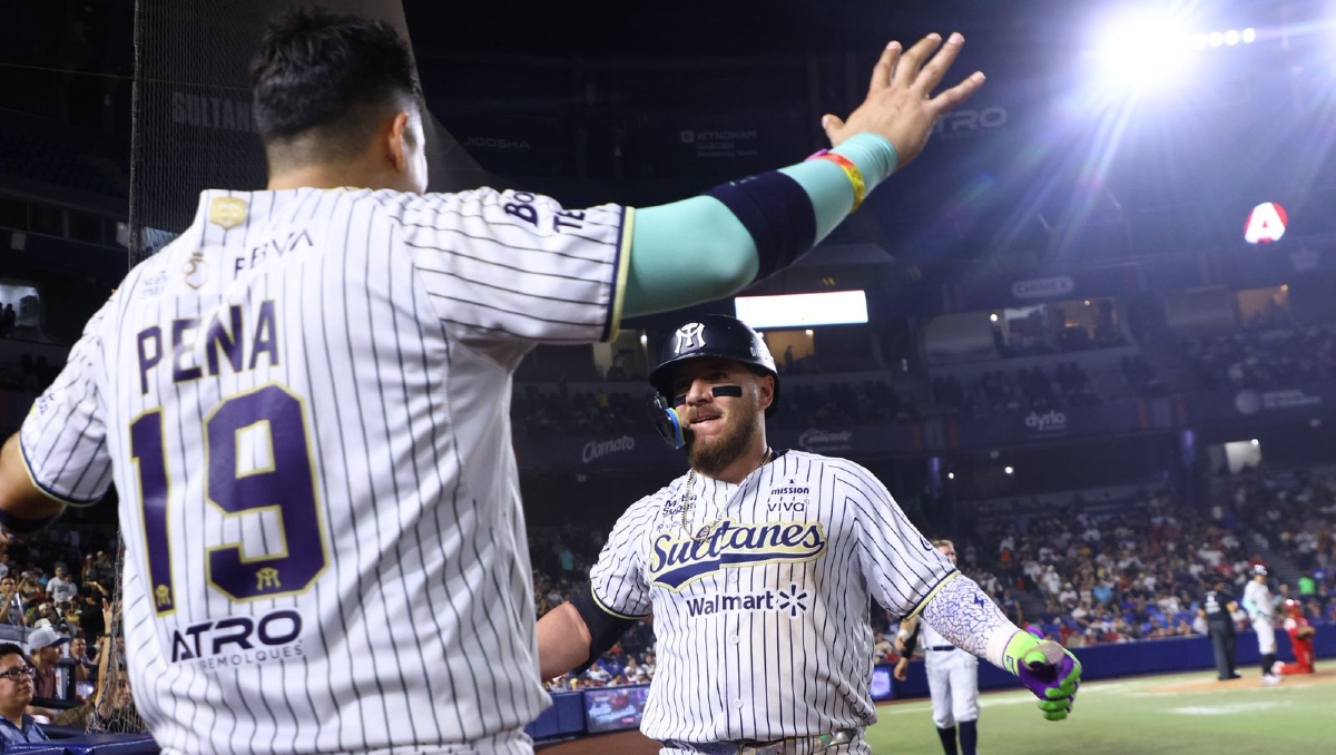 Sultanes de Monterrey pega primero en la serie ante Diablos Rojos (X@SultanesOficial)