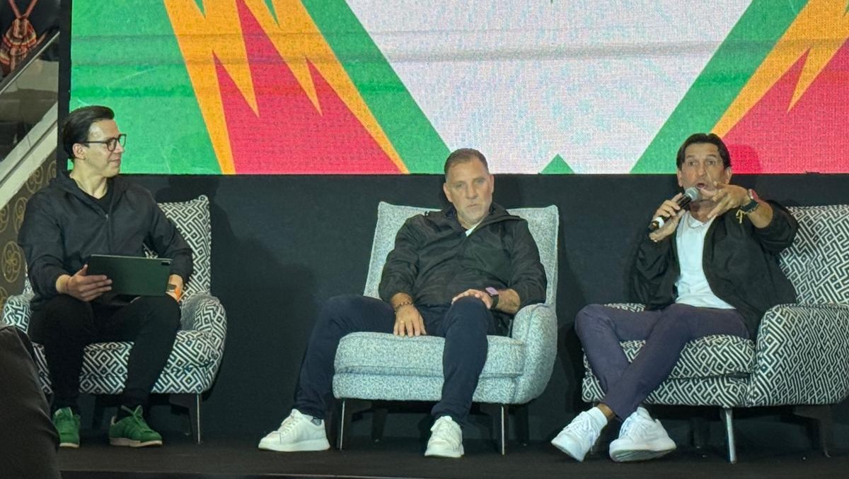 Chutemexa da banderazo inicial para el Mundial 2026 con Kikin Fonseca