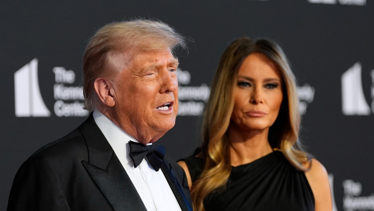 Donald Trump y su esposa Melania. (Foto: AP)