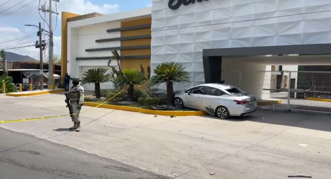 Elementos del Ejército mexicano acordonaron la zona tras un reporte realizado al número de emergencias. | Foto: Especial