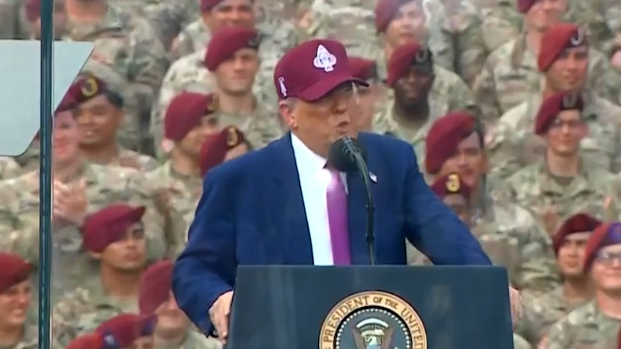 "Si no las hacíamos, hoy no habría Los Ángeles": Donald Trump justifica las redadas antimigrantes
