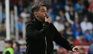 Víctor Velázquez hizo oficial la llegada de Nicolás Larcamón para tomar el puesto de director técnico de Cruz Azul en el Apertura 2025