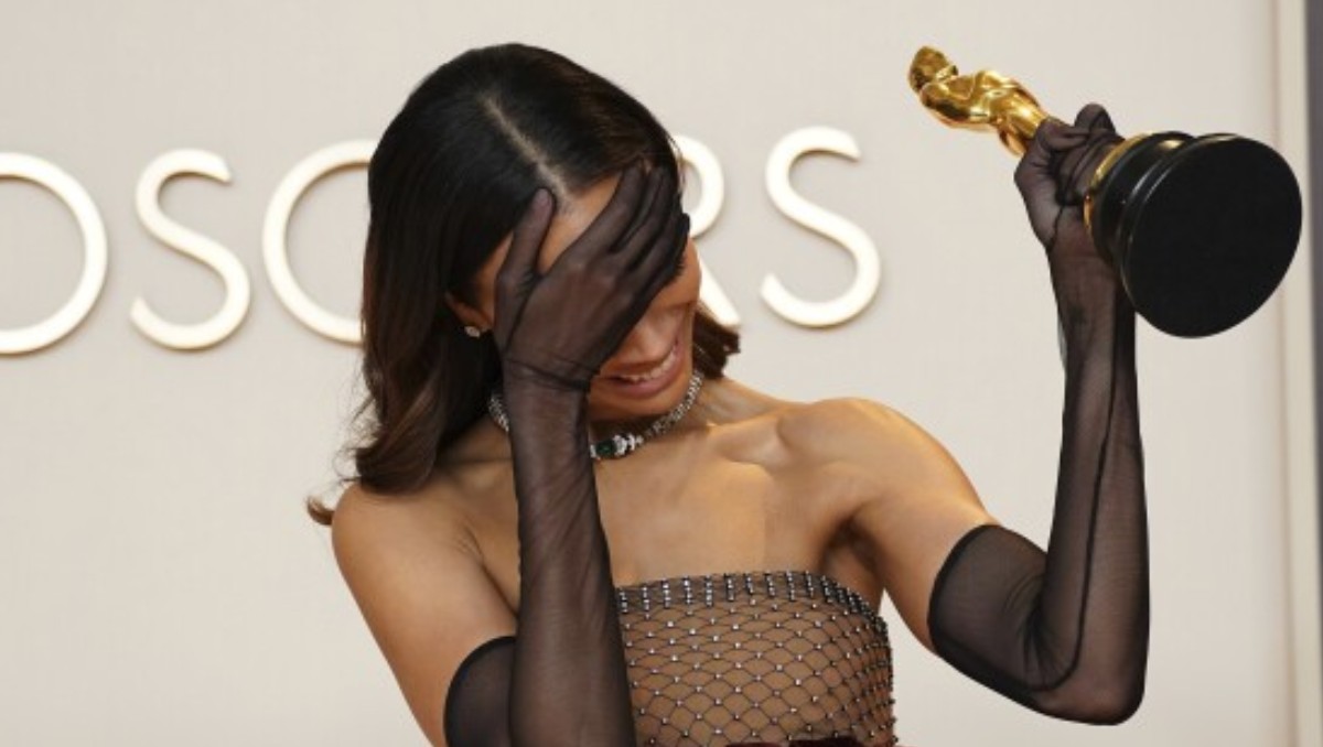 Zoe Saldaña ganó el Oscar como mejor actriz de reparto en la reciente entrega del premio | AP