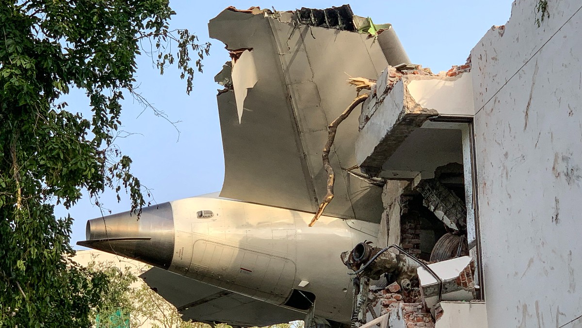 El avión de Air India se impactó contra una zona residencial. | AFP