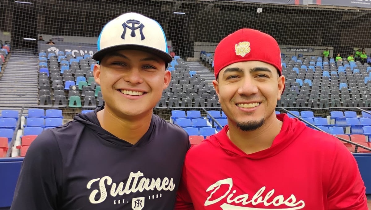 Los bateadores mexicanos dicen presente en la serie entre Diablos y Sultanes ()