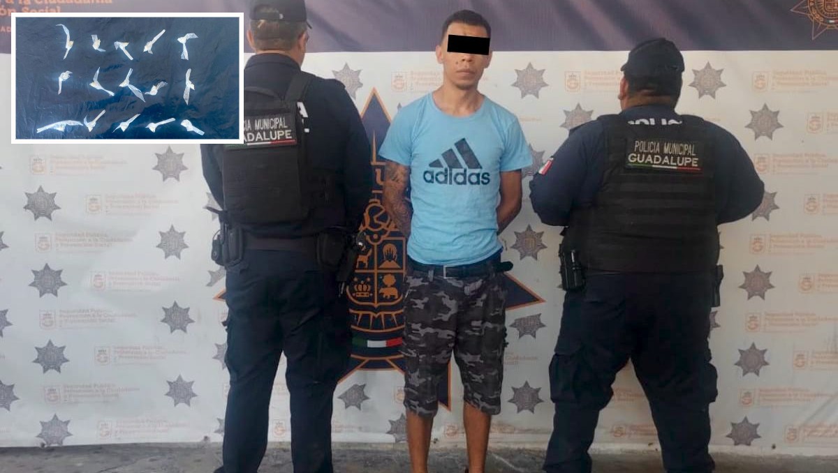 Al momento de la captura, Oscar, de 26 años, portaba varias dosis de la droga conocida como cristal. Foto: Especial
