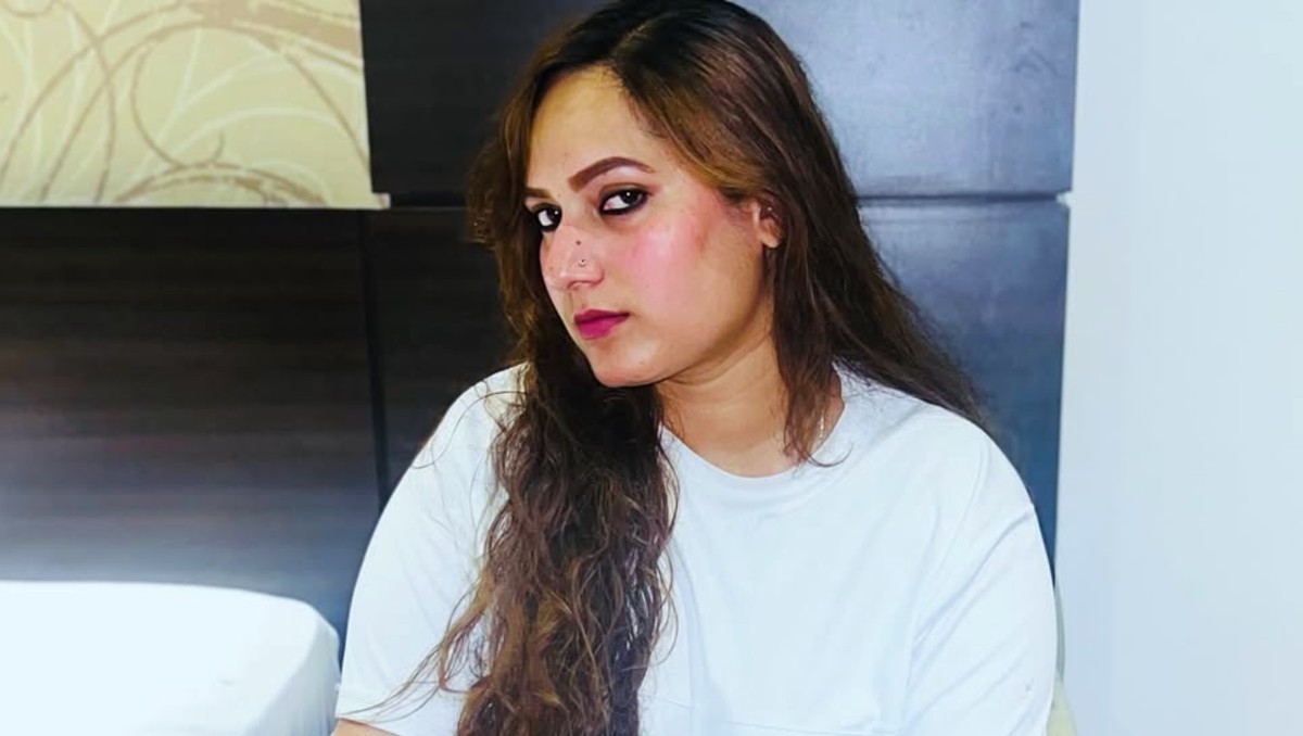 Influencer es encontrada muerta en vehículo tras dirigirse a evento. | IG Kanchan Kumari
