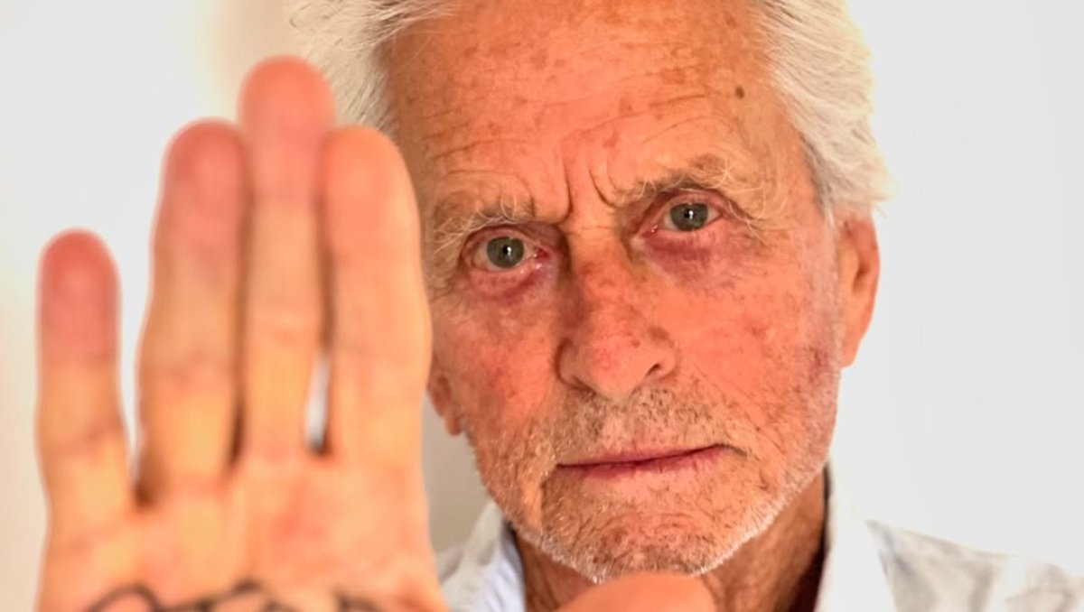 Michael Douglas pide disculpas a México por gobierno de Donald Trump