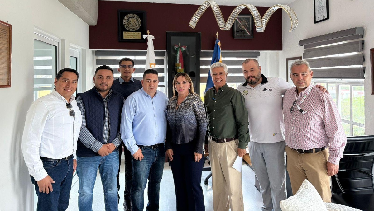 La alcaldesa, Nena Farías, celebró la disposición de los empresarios para solucionar la problemática (Foto: Cortesía)