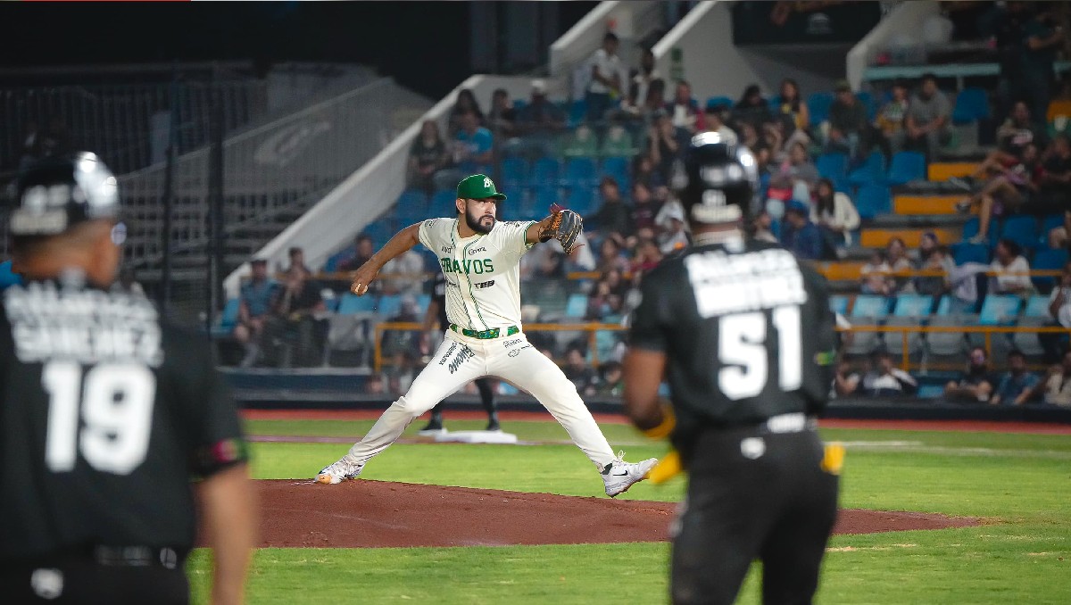 Los Bravos de León reafirmaron su estatus como los "Maestros de las Remontadas" al completar una impresionante barrida de tres juegos ante Saraperos.