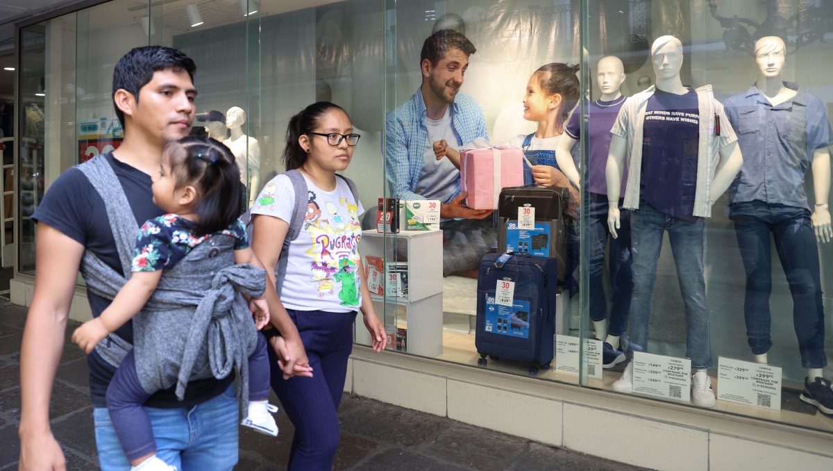 En Puebla, 7 de cada 10 hogares son encabezados por jefes de familia | EsImagen