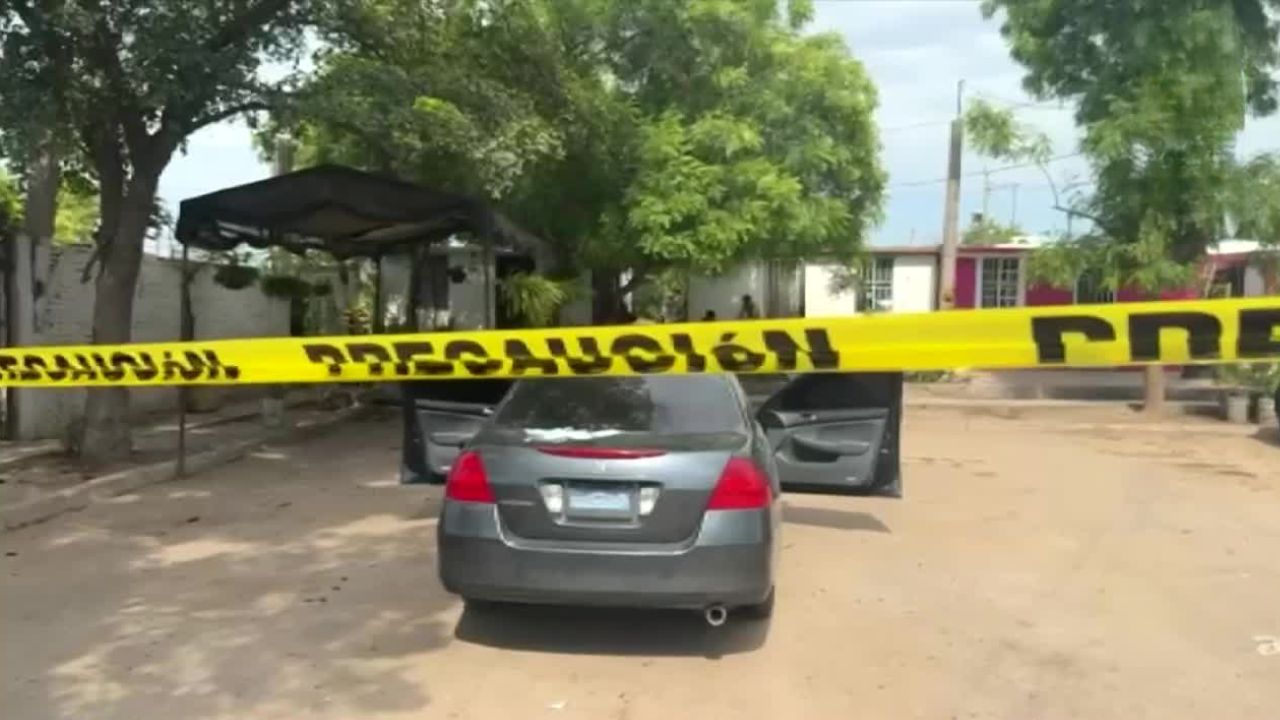 Atacan a balazos a mujer policía junto a su hermana en Navolato, Sinaloa