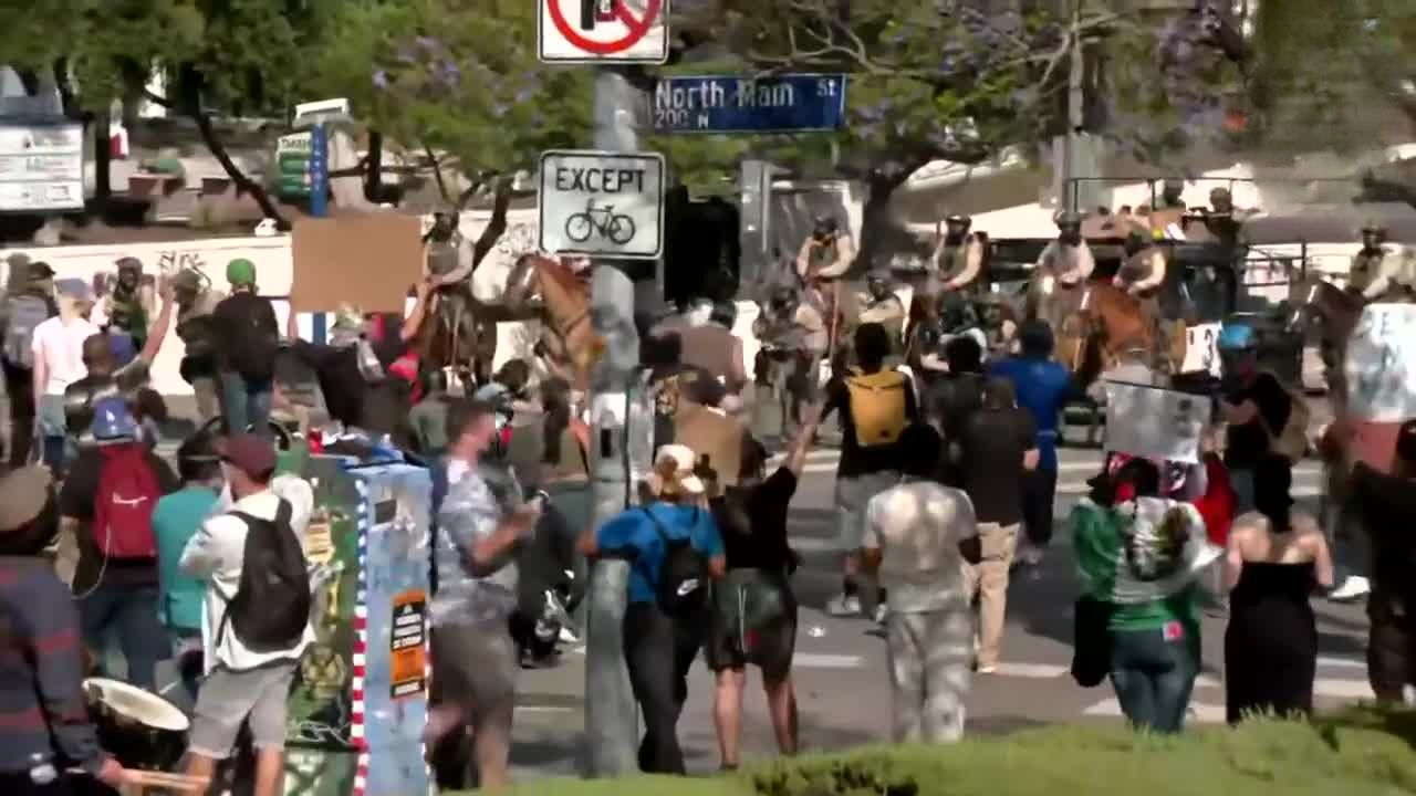 Caos en Los Ángeles: enfrentamientos directos entre civiles y policías