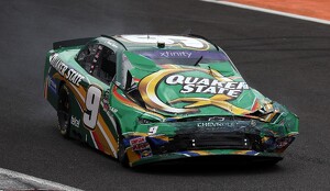 Daniel Suárez sufre accidente en clasificación de NASCAR Xfinity Series en México