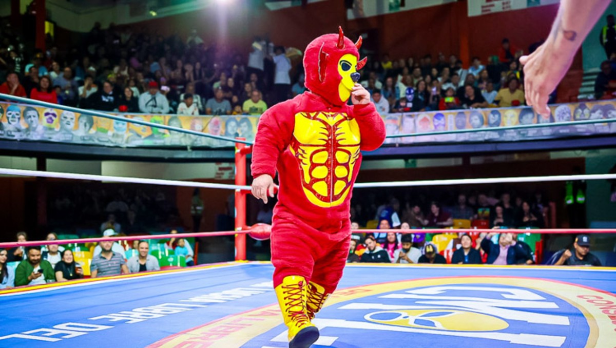 Kemalito abandonó el futbol tras enamorase de la lucha libre