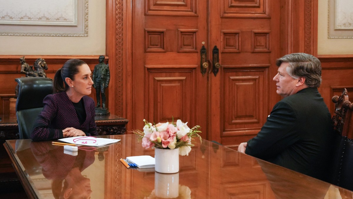 Christopher Landau se reunió con Claudia Sheinbaum en Palacio Nacional. | AFP