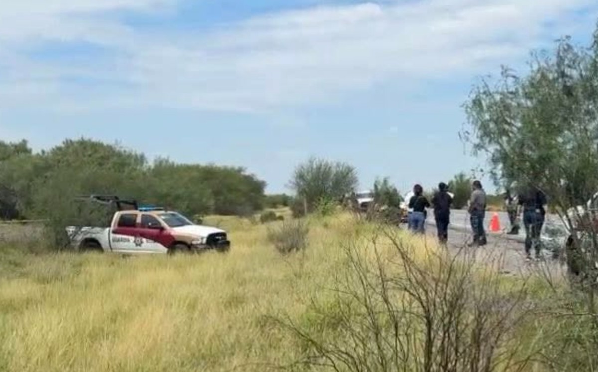 Hallan cuerpo de mujer  a un costado de la carretera Monterrey-Reynosa