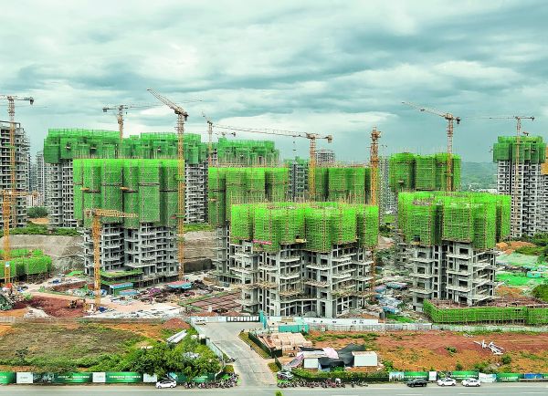 Los incumplimientos inmobiliarios alcanzaron un punto máximo de 9.9 por ciento en 2022. Shutterstock