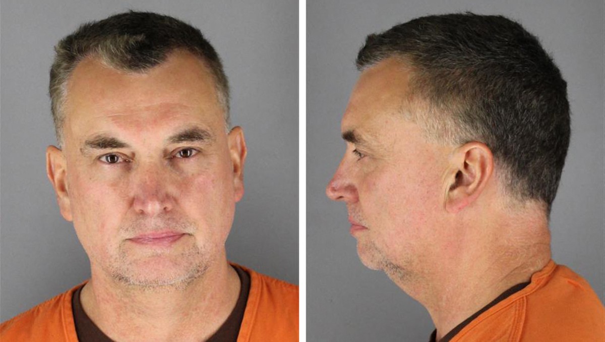 Vance Boelter enfrenta cuatro cargos por los asesinatos, y se cree que planeaba más. | AFP