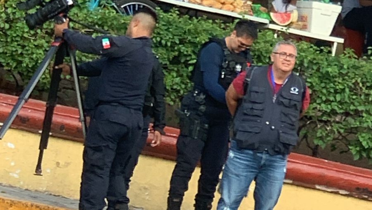 El camarógrafo fue detenido por elementos municipales sin razón aparente (Foto: Cortesía)