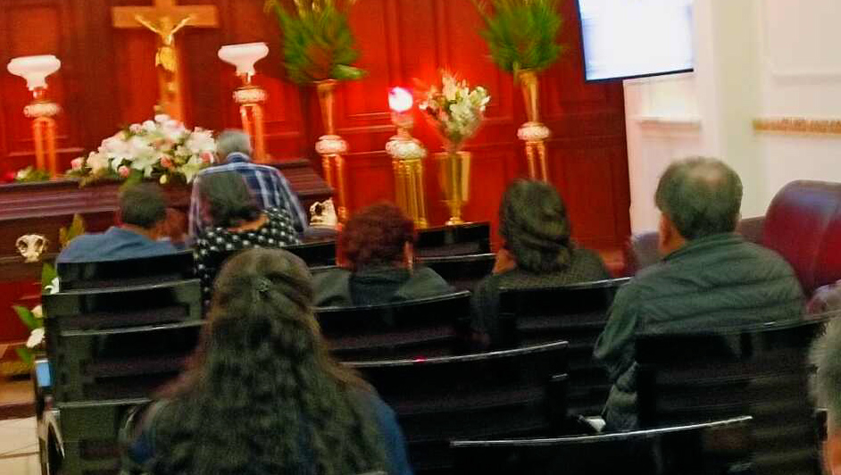 Familiares se despiden de la alcaldesa de San Mateo Piñas en Oaxaca