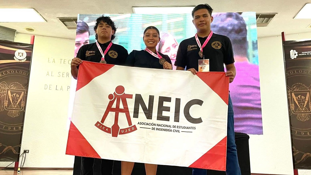 Alumnos de la delegación de la Asociación Nacional de Estudiantes de Ingeniería Civil (ANEIC) de la FICA-UJED. (cortesía)