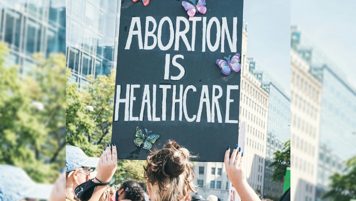 De acuerdo con la legislación, el aborto se puede practicar hasta las 24 semanas. (Foto: X @MSIUKEngagement)