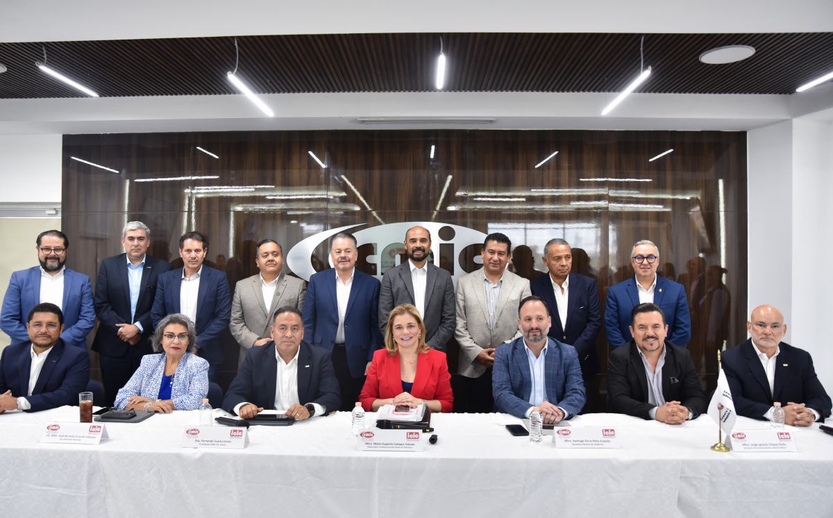 Maru Campos impulsa obras de impacto social en Ciudad Juárez