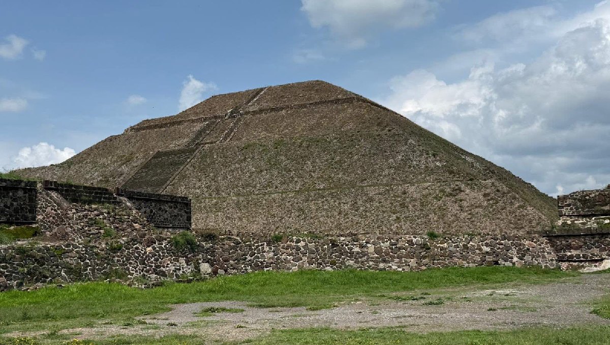 Presidentes municipales de la región de Otumba pedirán al INAH abrir la pirámide del Sol. Foto: (Especial)