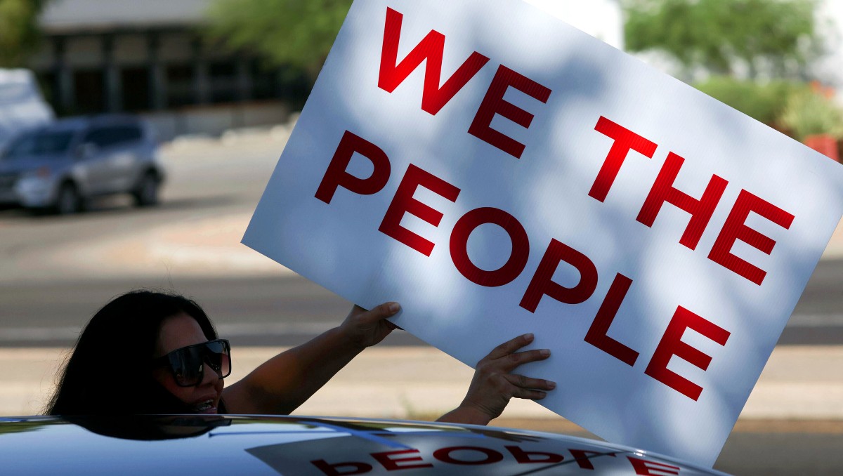 Las protestas contra Donald Trump juntaron a miles de personas. | AP