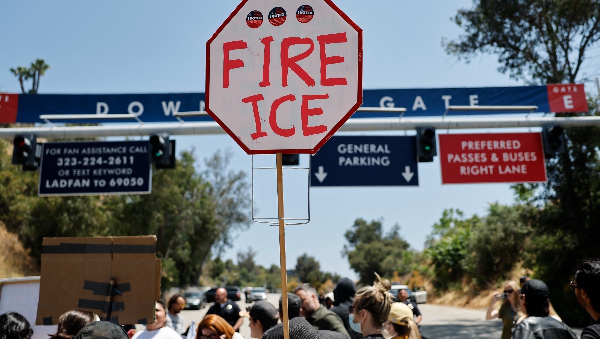 Dodgers no permite acceso a agentes migratorios; ICE niega haber estado en su estadio (AFP)