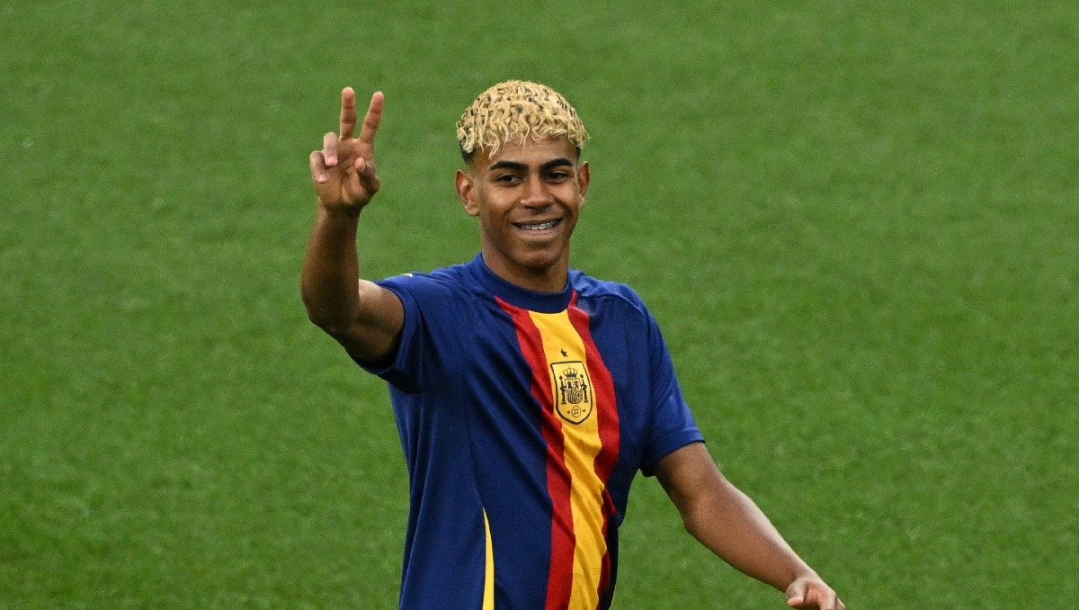 Lamine Yamal cumplió el sueño de jugar junto a su ídolo Neymar (Reuters)