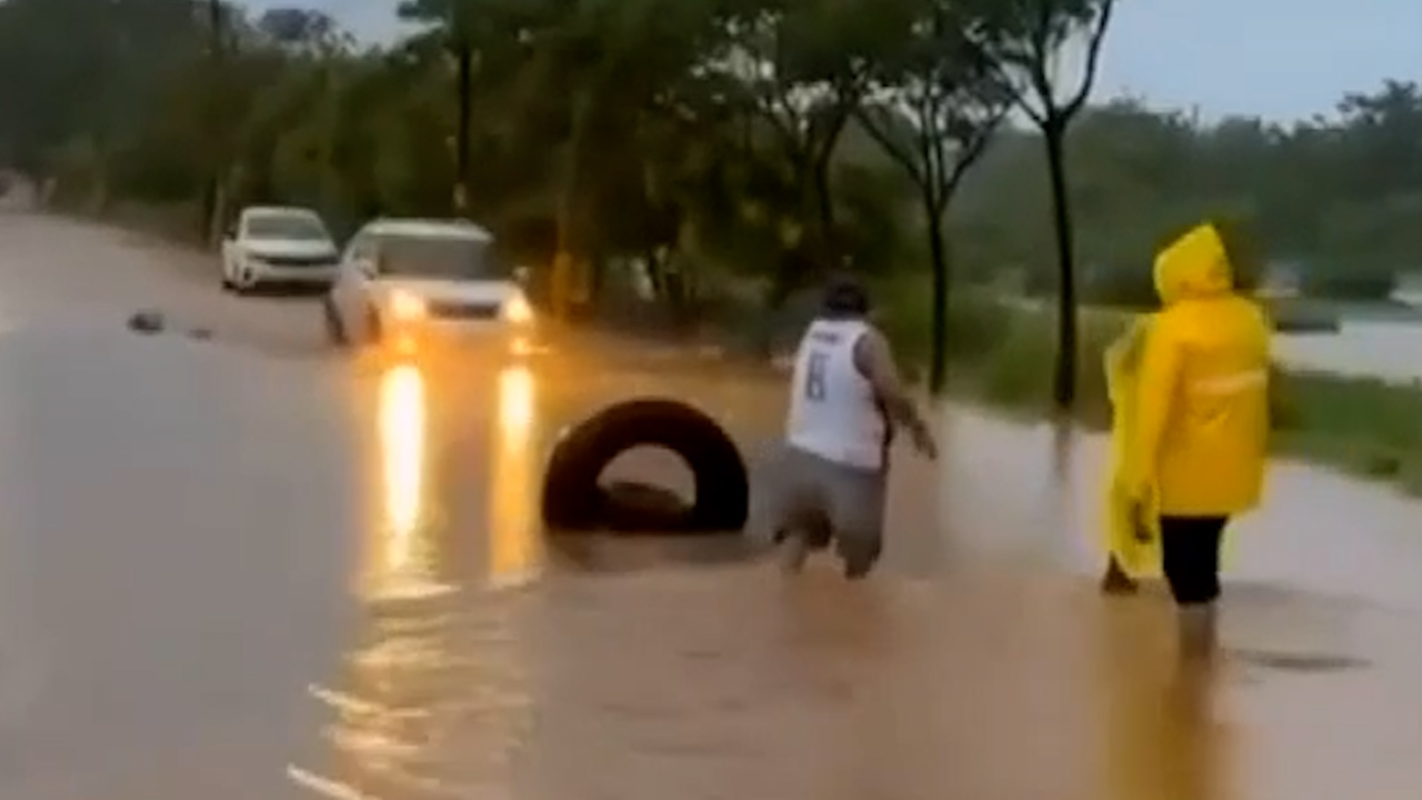 Oaxaca esta lista para impacto del huracán 'Erick', afirma Salomón Jara