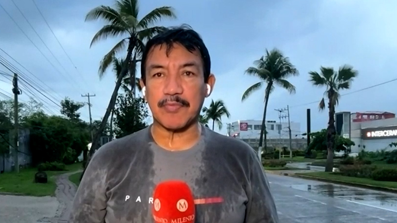 Sin transporte público y con comercios cerrados amanece Acapulco ante la llegada del huracán 'Erick'