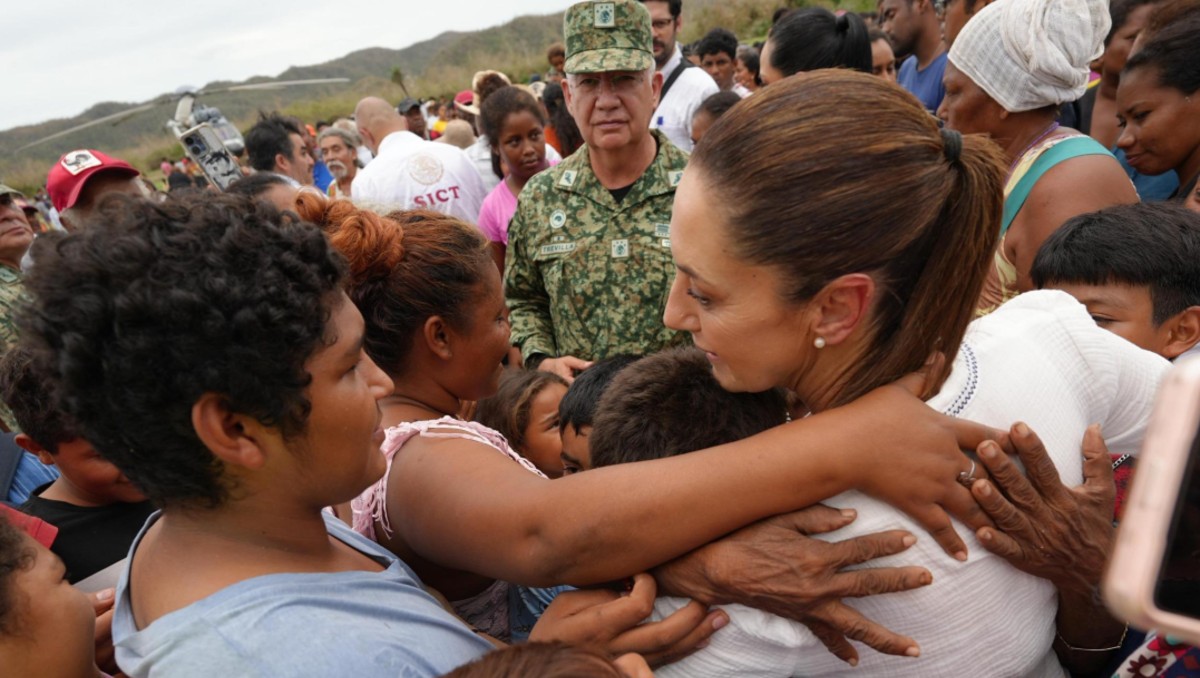 La Presidenta fue recibida por los pobladores de Oaxaca. | Especial