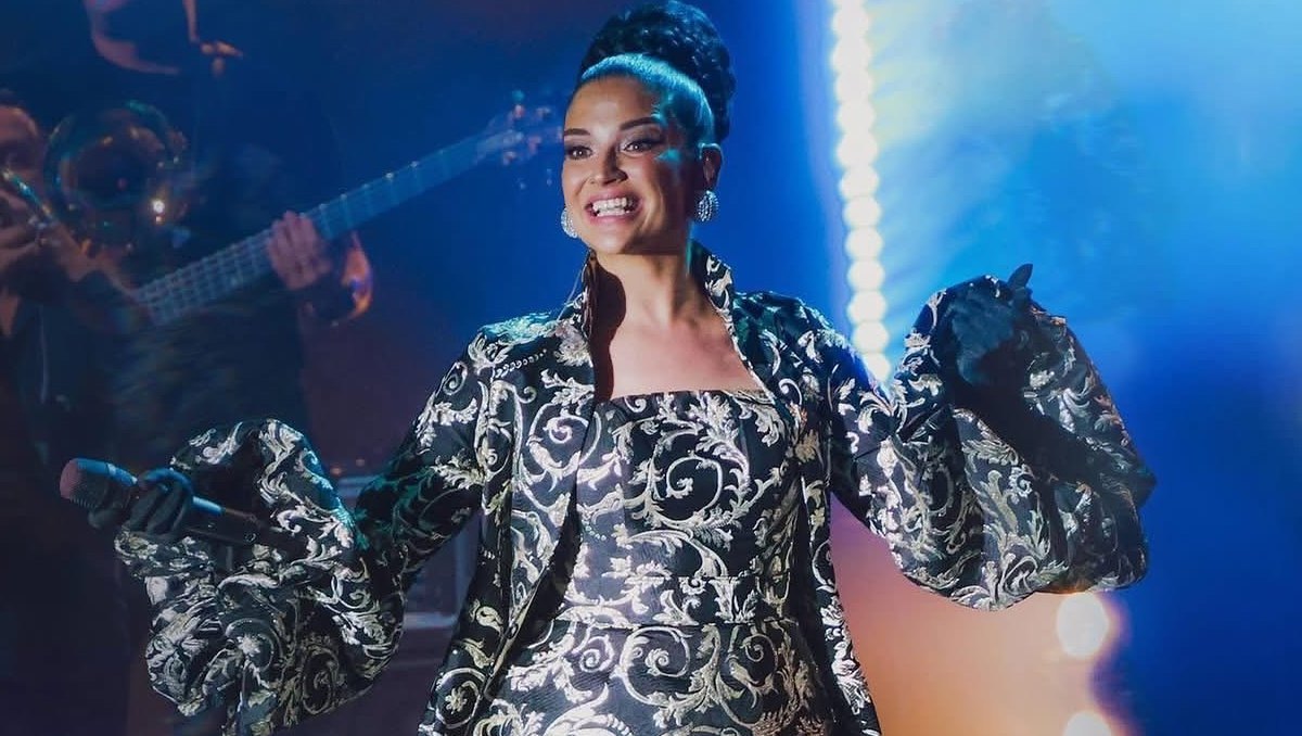 Natalia Jiménez reacciona a entrada de Místico con su canción | Especial