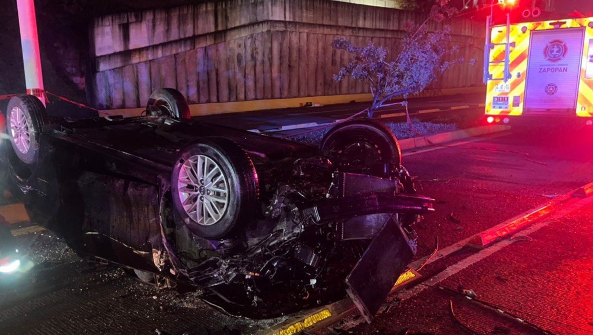 El conductor murió debido a las graves lesiones del accidente en Zapopan (Especial)